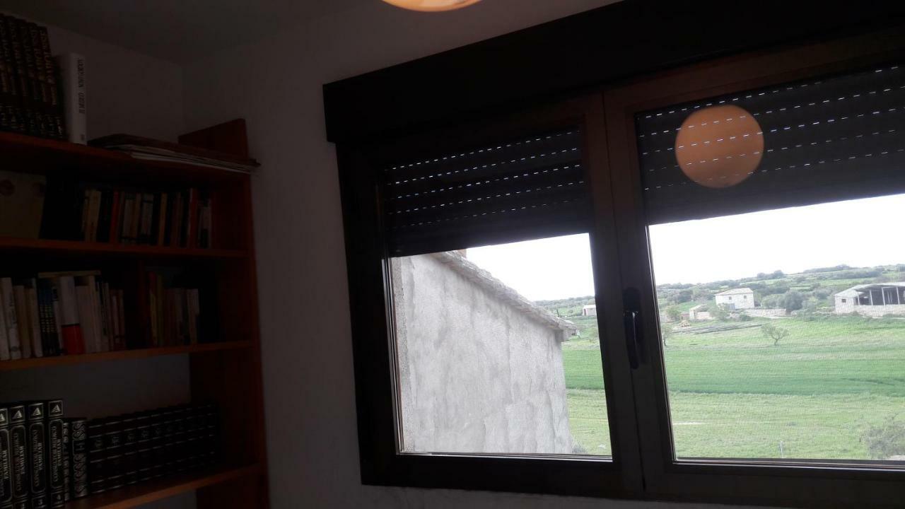 Vila Casa Sarinena Adahuesca Exteriér fotografie
